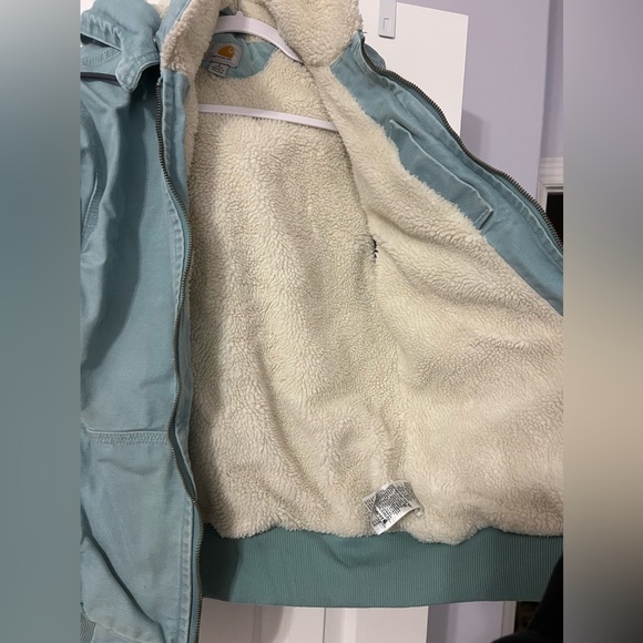 Carhartt women’s Wildwood jacket in color coastline - Picture 6 of 10